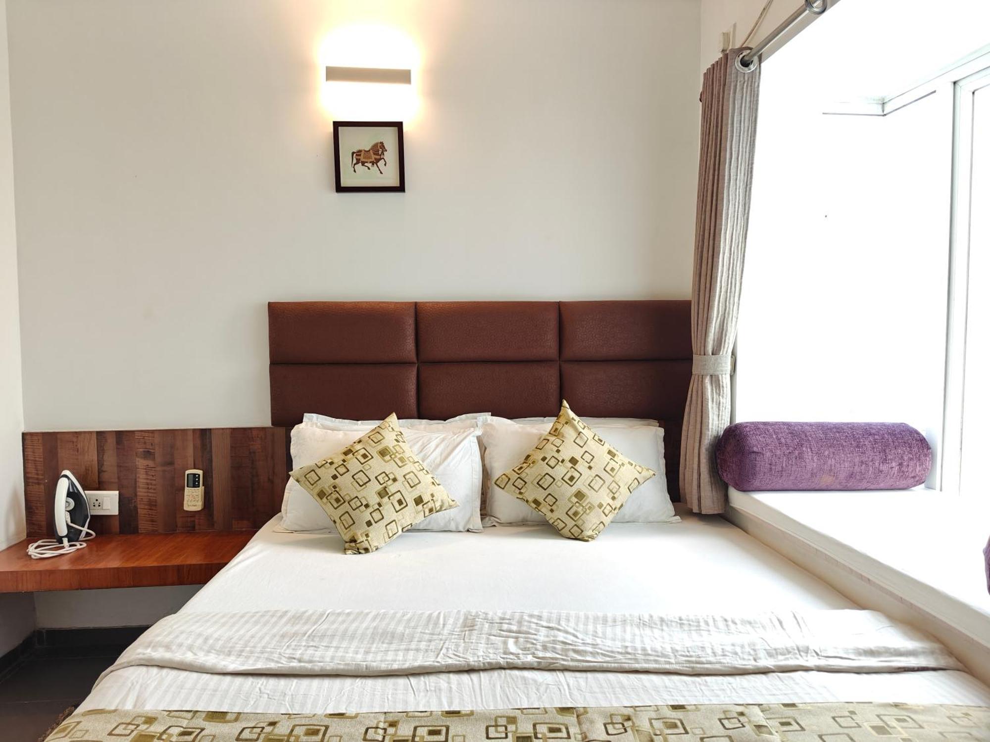 קולהאפור Chandralok Service Apartments מראה חיצוני תמונה