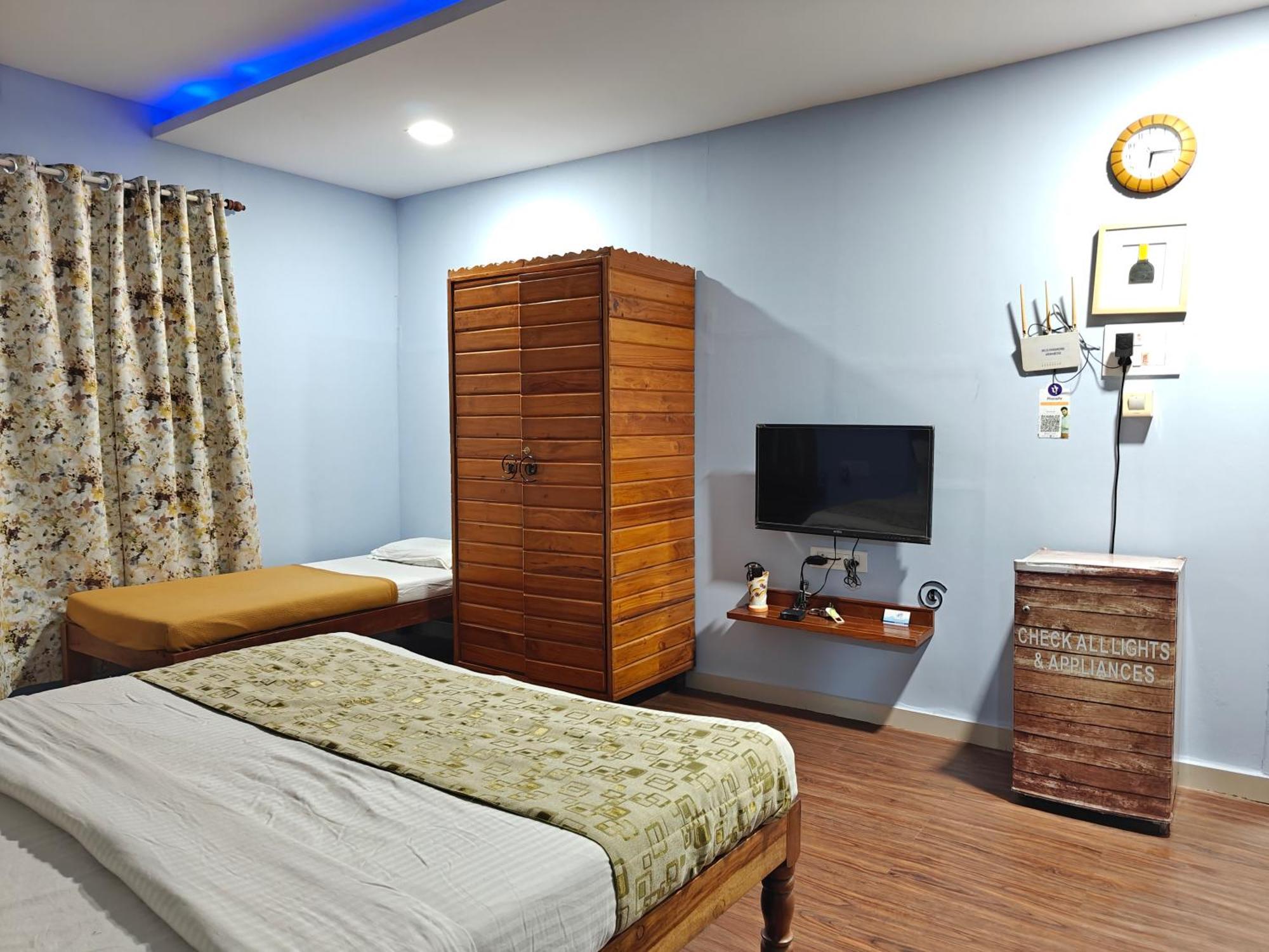 קולהאפור Chandralok Service Apartments מראה חיצוני תמונה