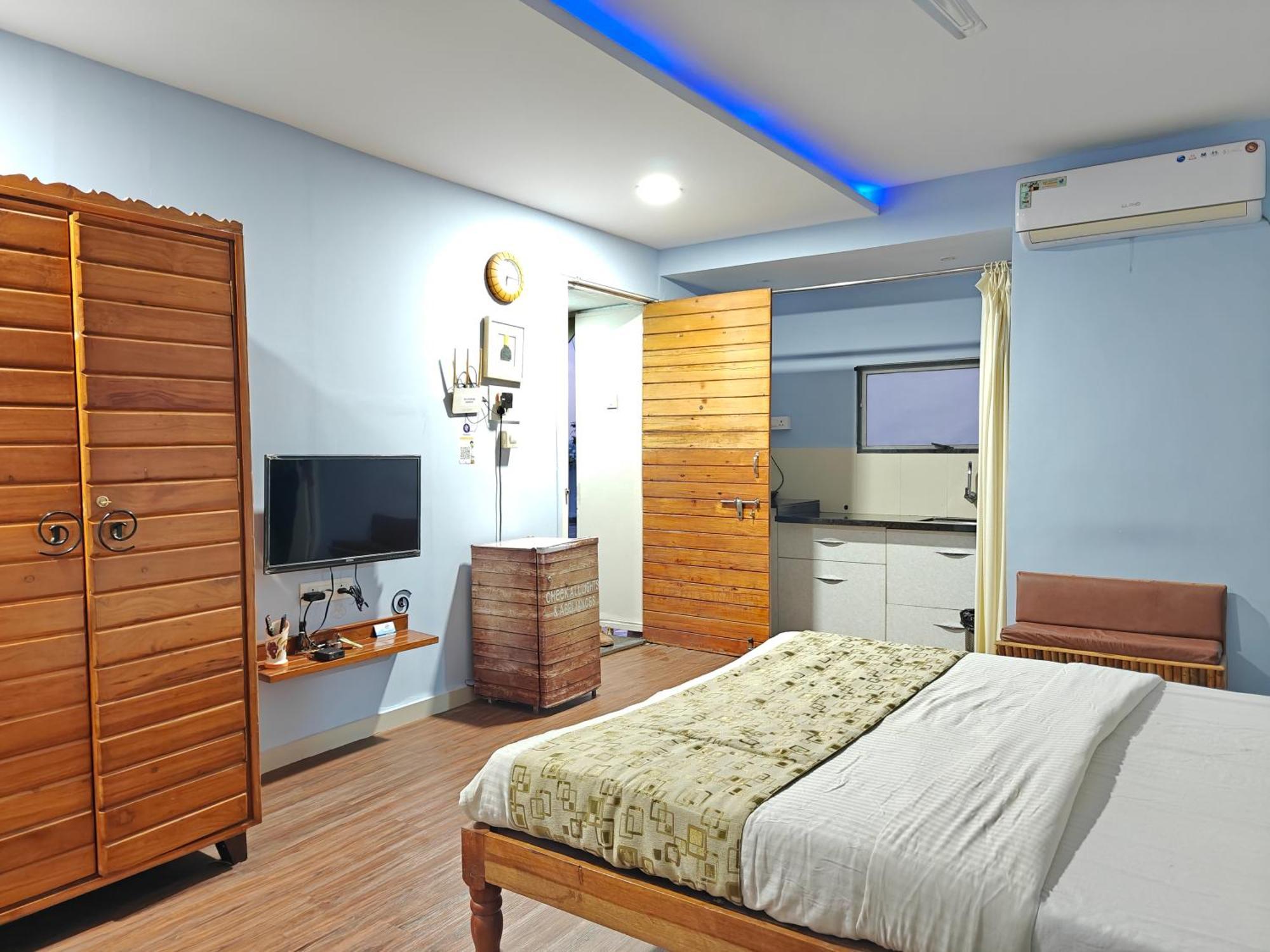 קולהאפור Chandralok Service Apartments מראה חיצוני תמונה